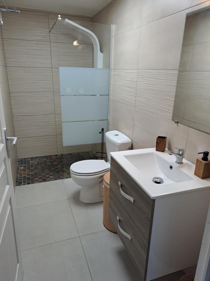 Appartement Cosy, T2 Situe En Centre Ville De Saint-Pierre Екстер'єр фото